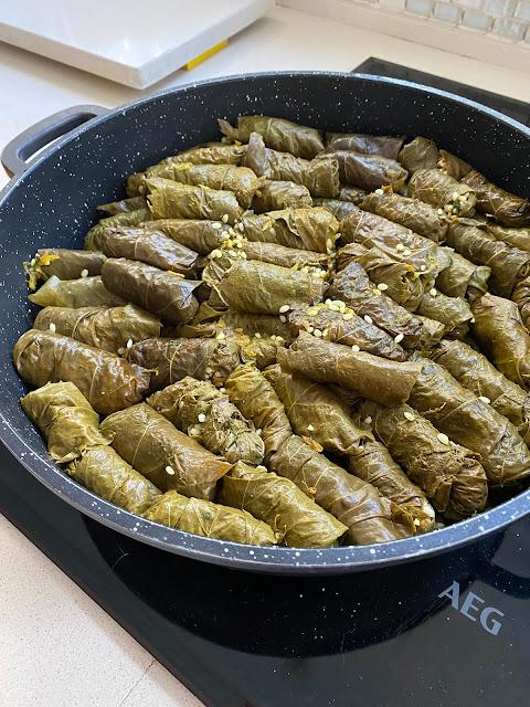 vegan stuffed grape leaves