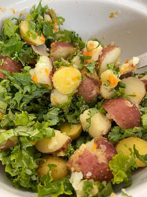 potato salad with kale and green beans, vegan