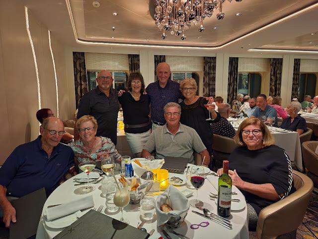 friends for dinner on cruise