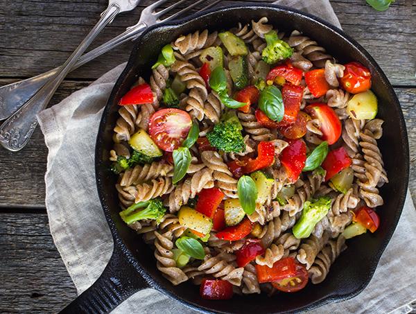 Pan of Pasta and Veggies | Ways to Eat More Veggies