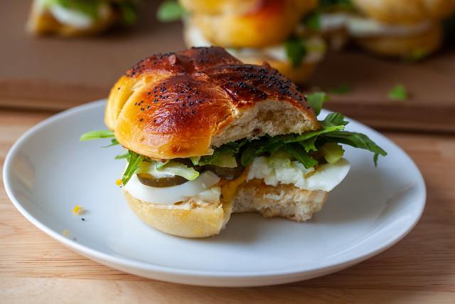 sliced egg sandwich-10