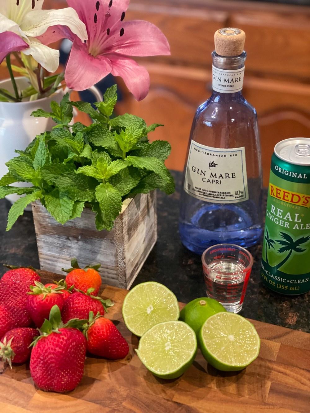 Strawberry Spritz Cocktail