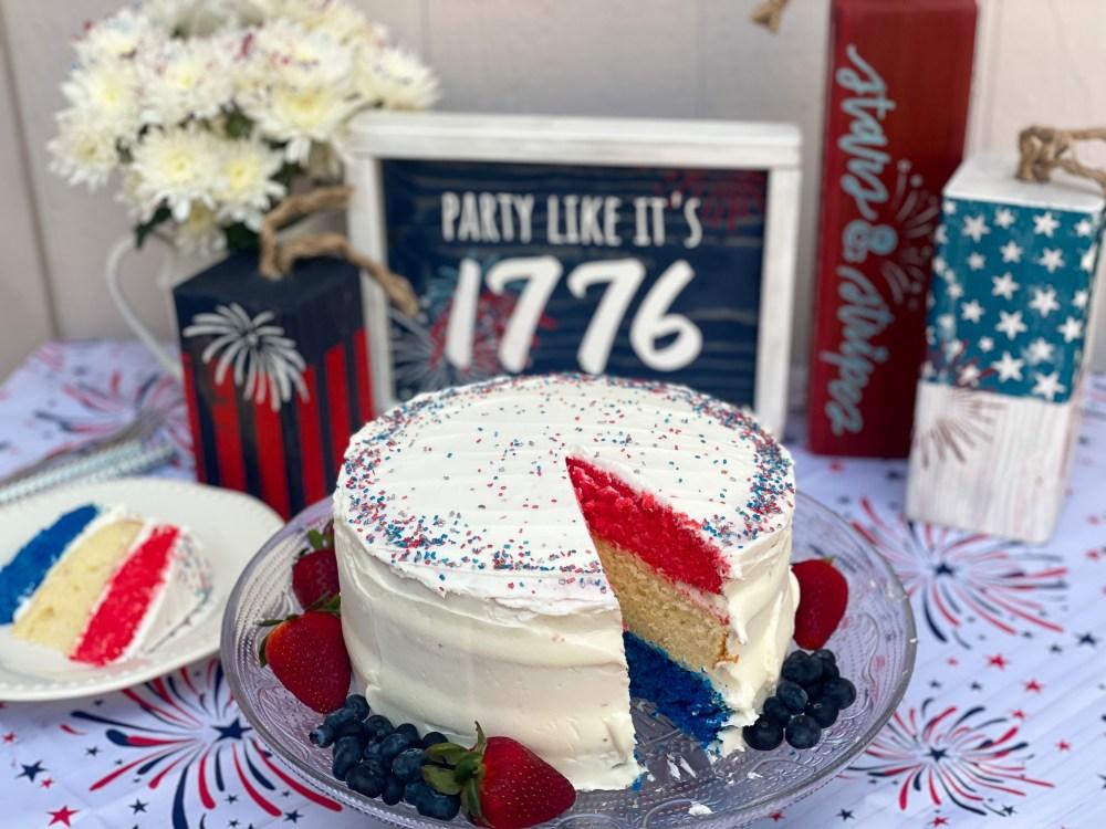 Red White and Blue Cake | 4th of July Dessert