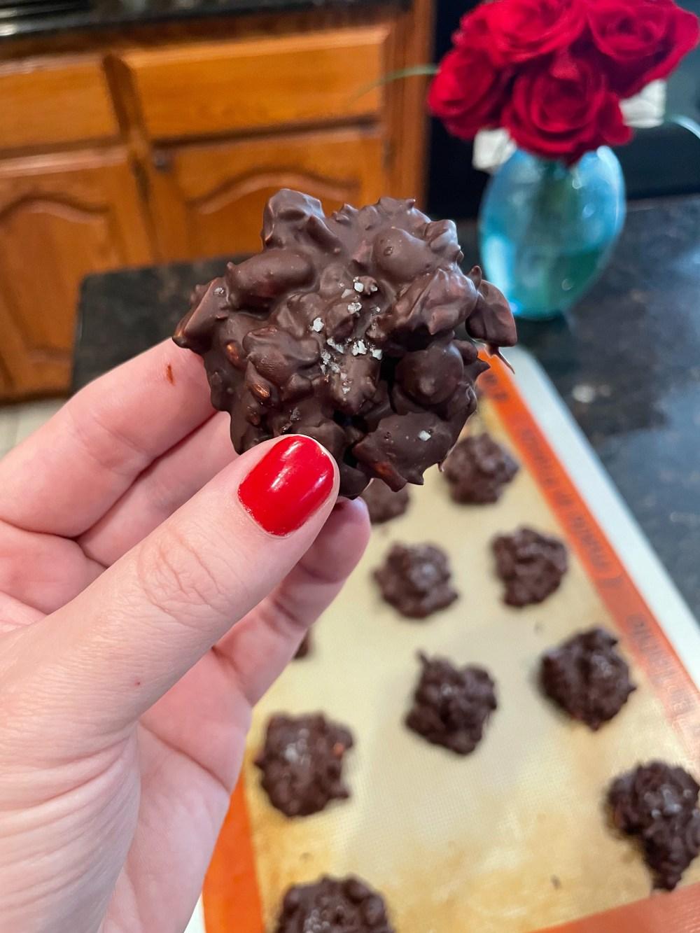 Chocolate Peanut Pretzel Bites 