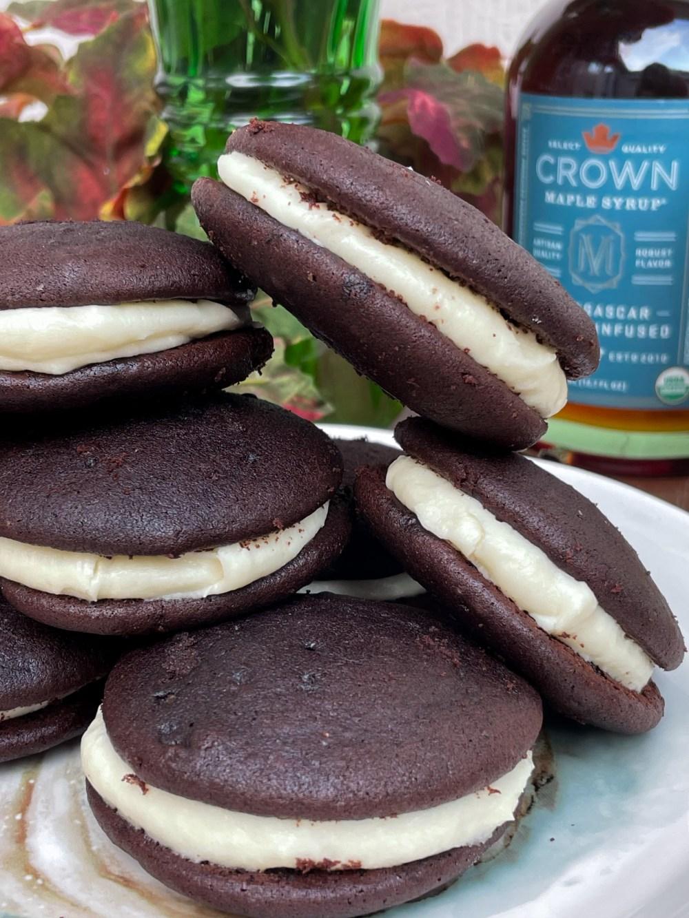 Chocolate Maple Whoopie Pies