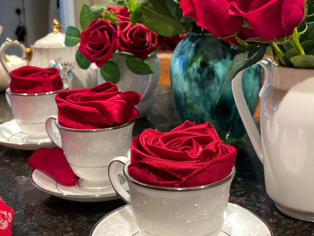 How to Make Napkin Roses