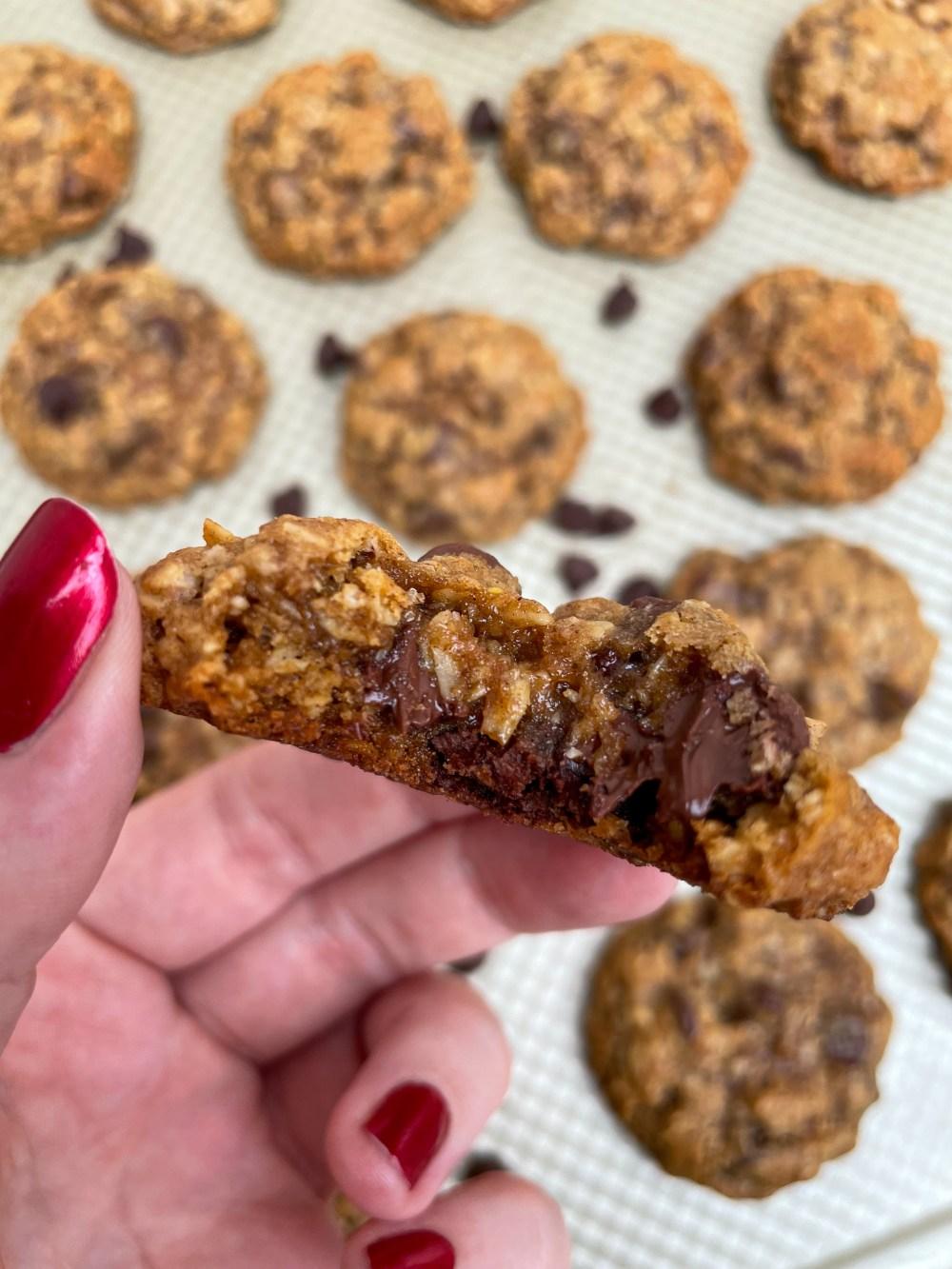 Oatmeal Chocolate Chip Cookies