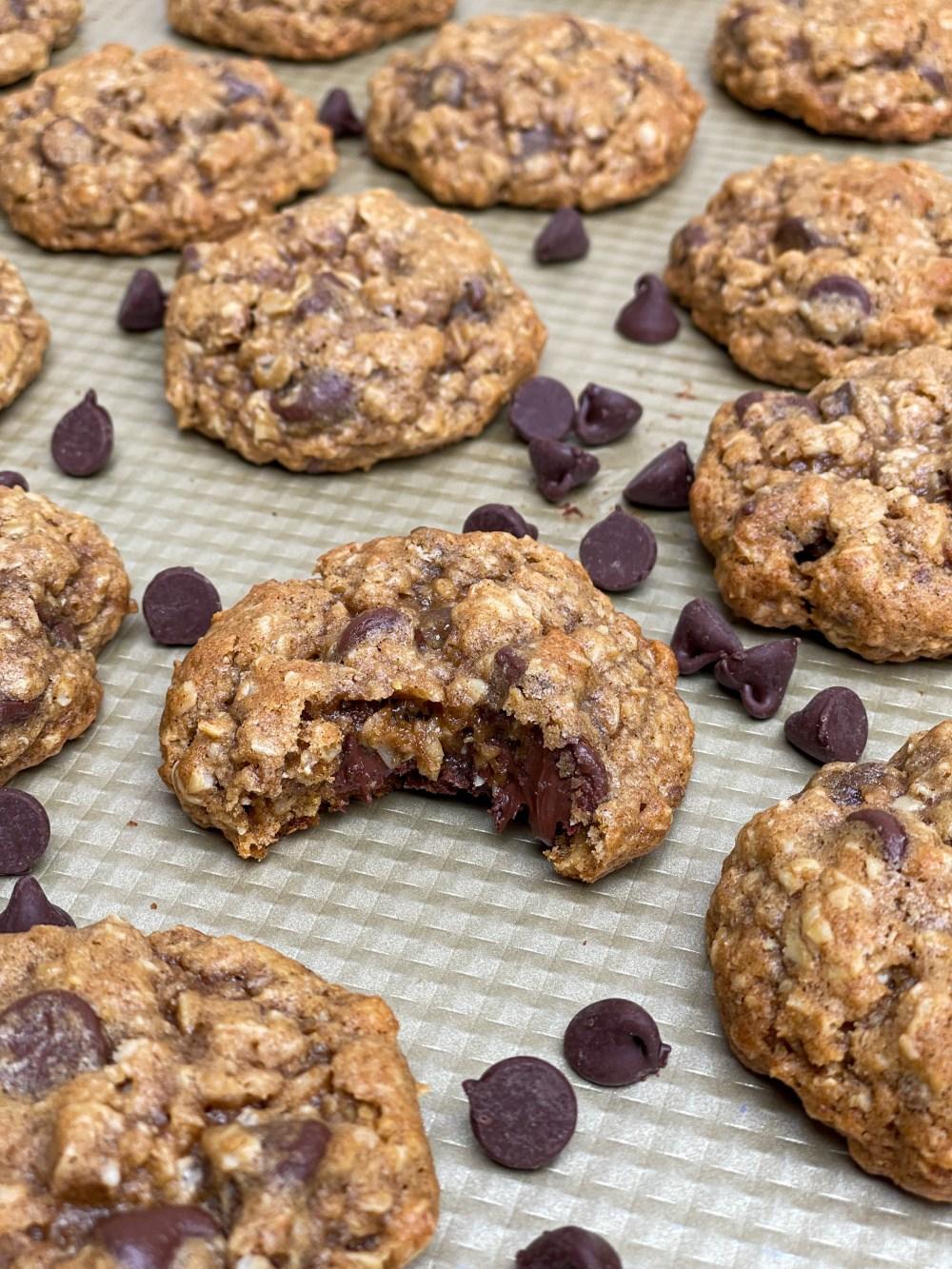 Oatmeal Chocolate Chip Cookies
