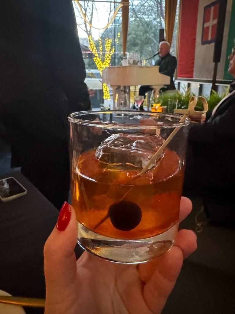 La Stella Review