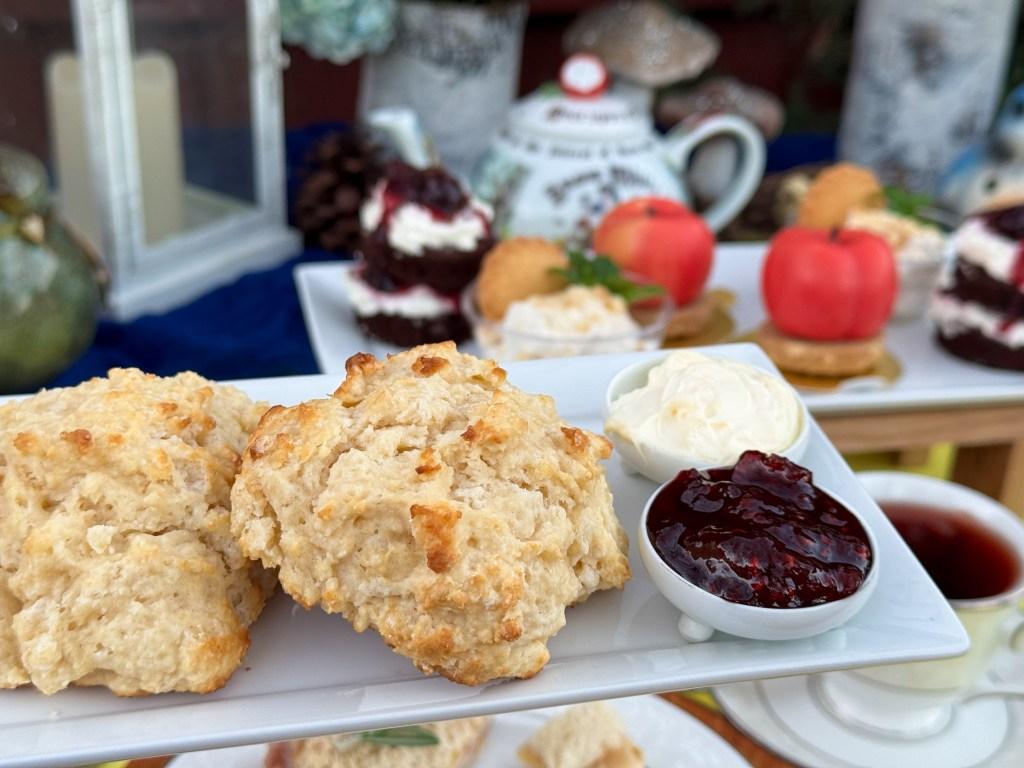 Vanilla Buttermilk Scones