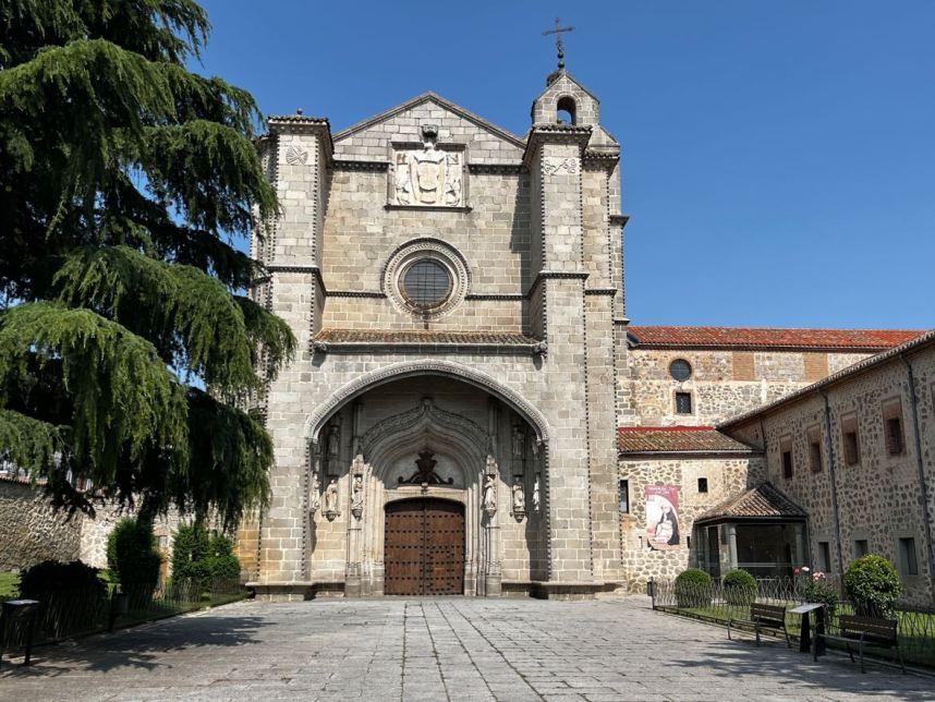 Monasterio de Santo Tomás, Avila, Mama Ía blog