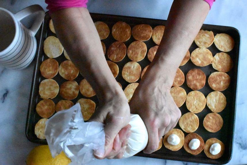 Shortbread sandwich cookies, Mama Ía blog