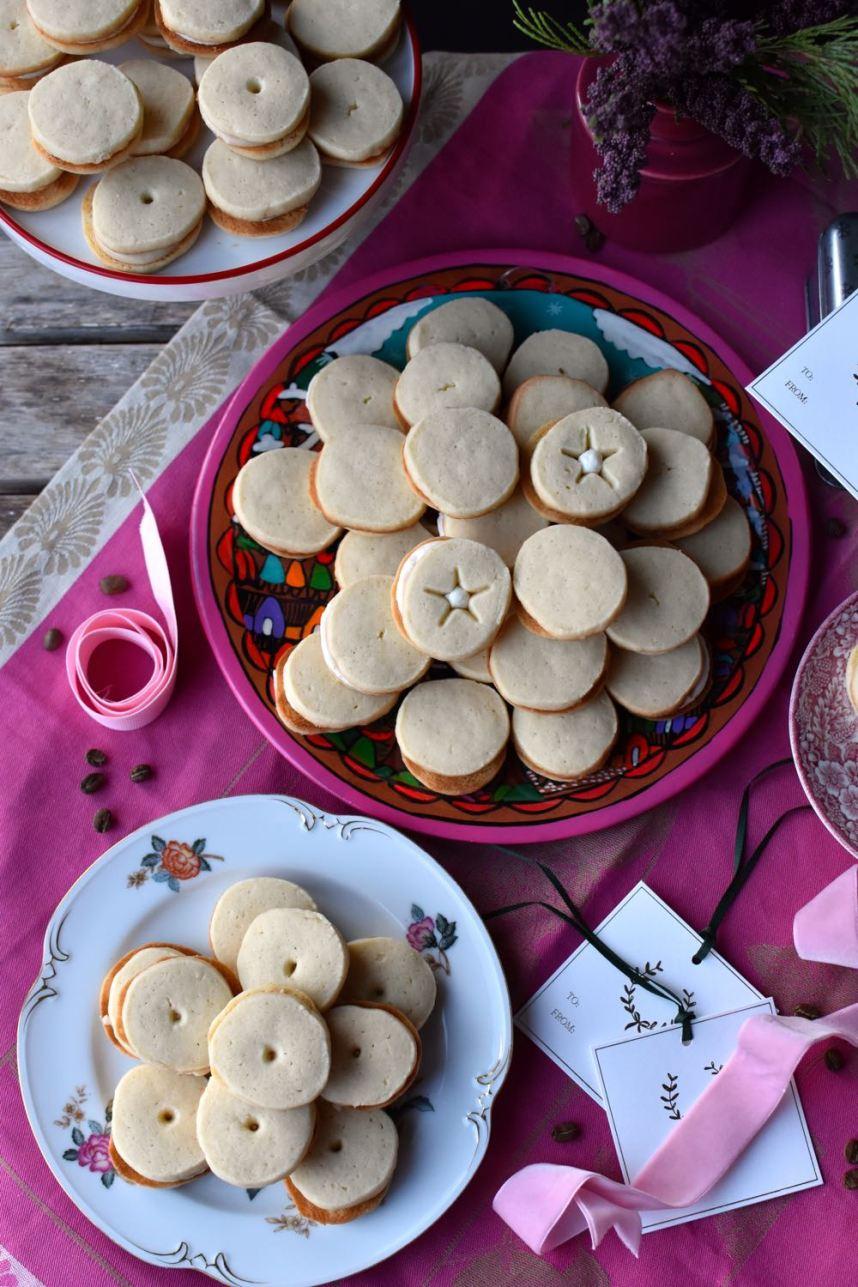 Shortbread sandwich cookies, Mama Ía blog