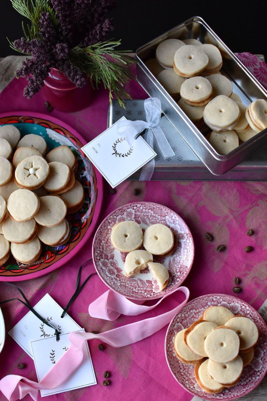 Shortbread sandwich cookies, Mama Ía blog