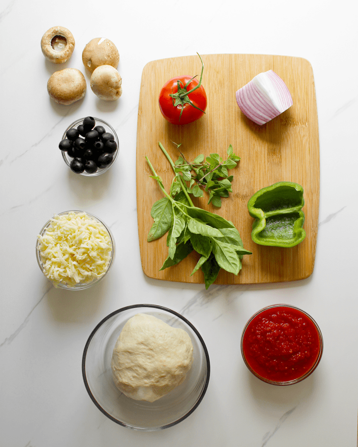 veggie supreme pizza toppings