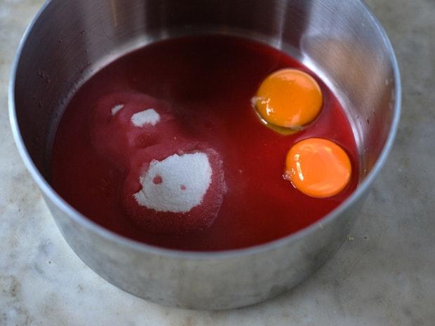 curd ingredients in stainless steel saucepan