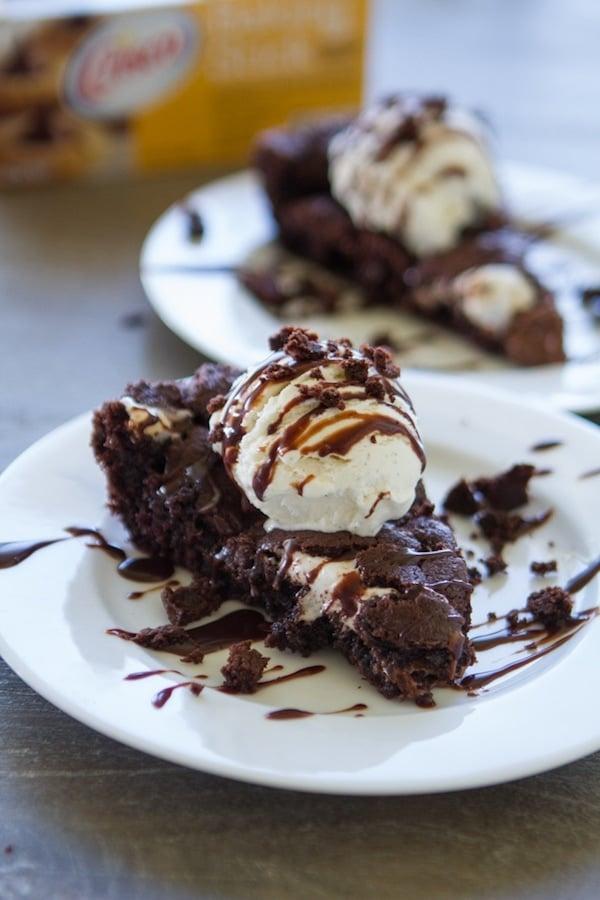 Chocolate Smores Skillet Cookie with ice cream