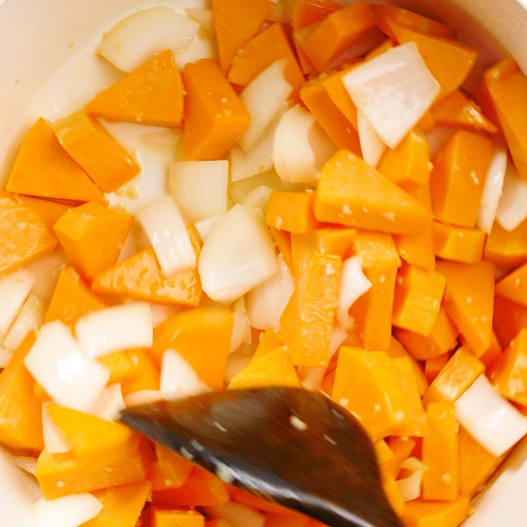 pumpkin soup ingredients