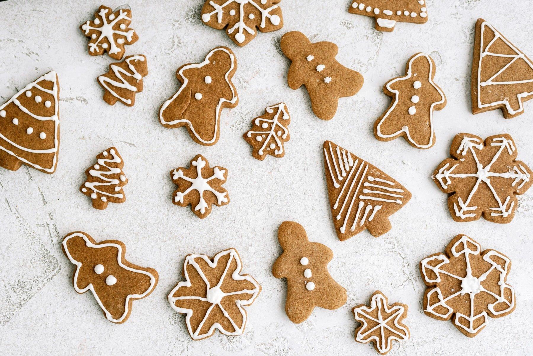 royal-icing-and-gingerbread-cookies