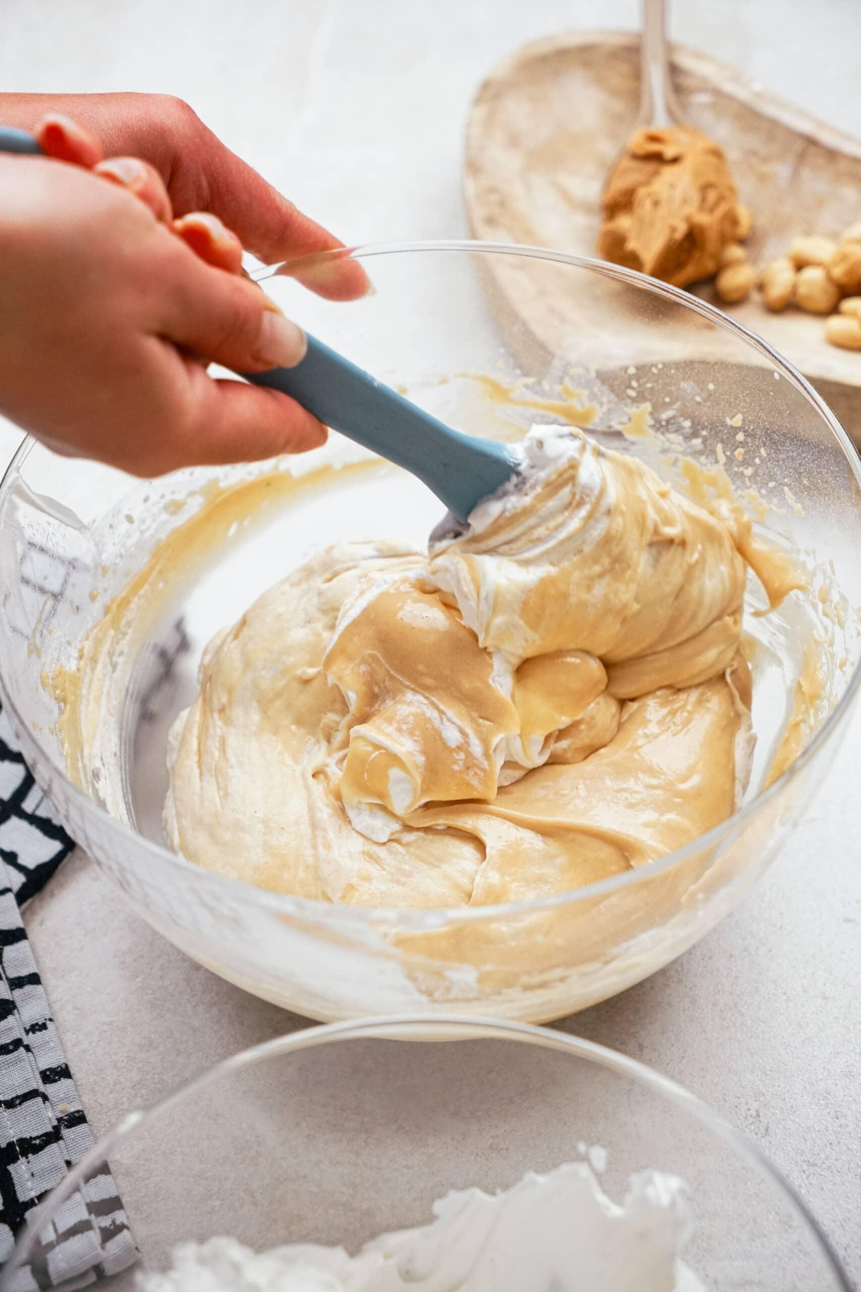 whipped cream and cream cheese mixture