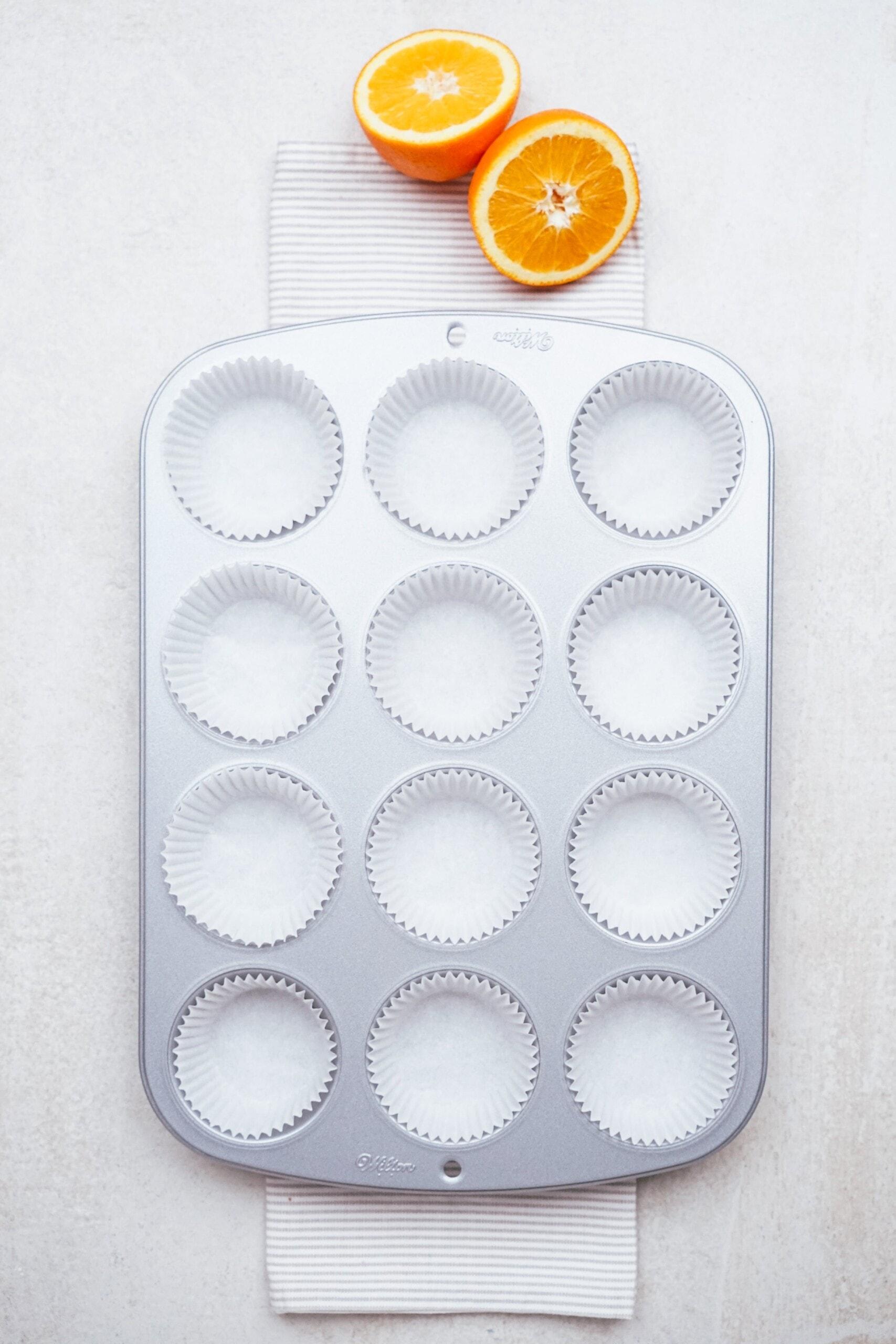 muffin tin with cupcake liners