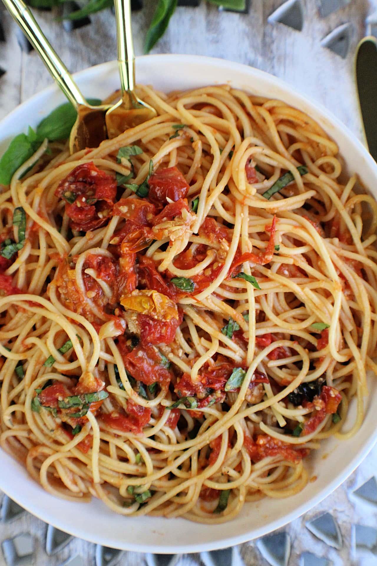 Roasted Tomatoes Pasta