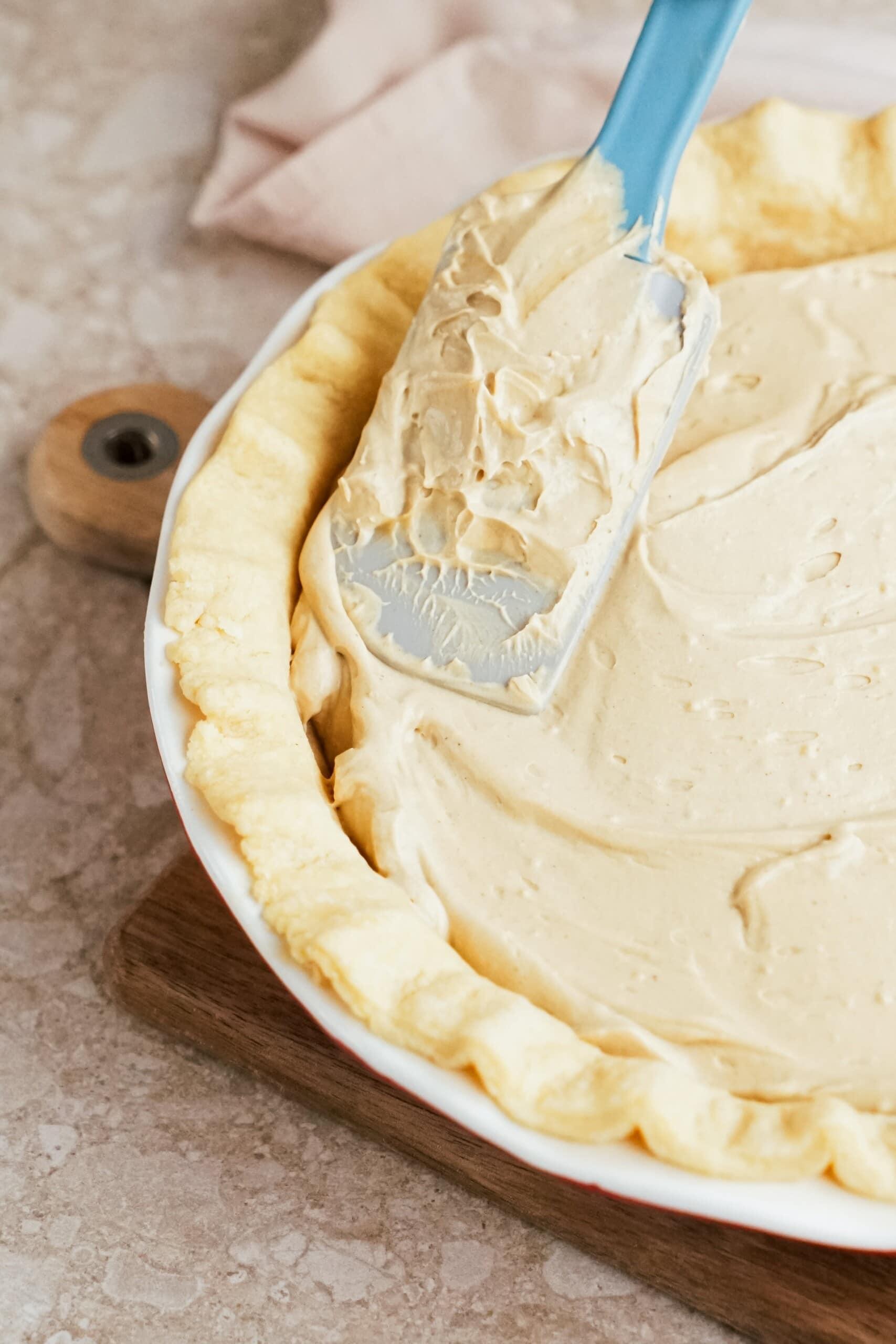 filling in pie crust