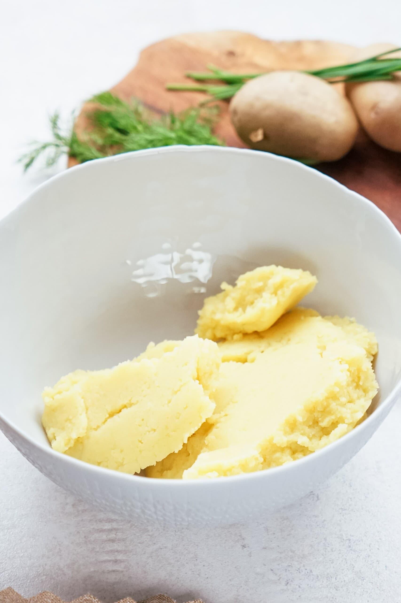 mashed potatoes in a bowl