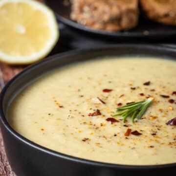 Vegan Roasted Cauliflower Soup