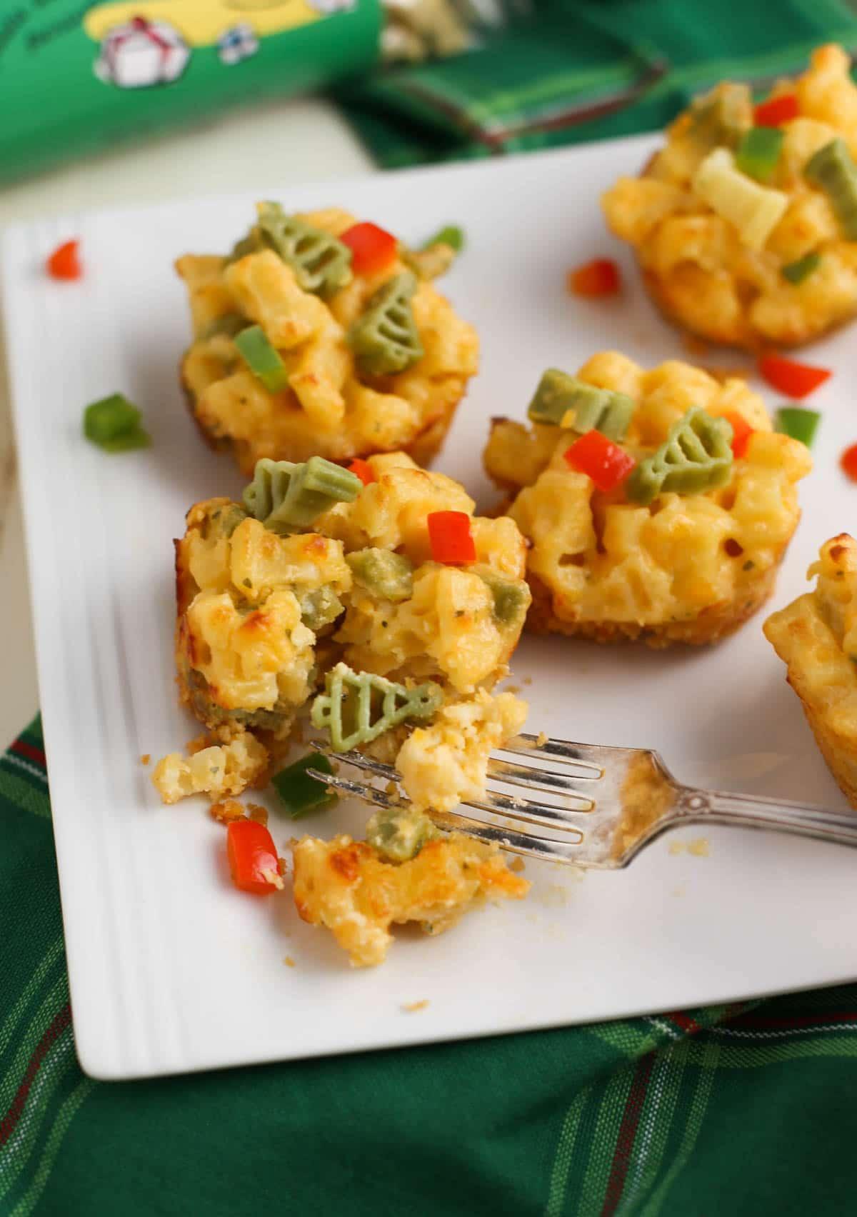 baked mac and cheese bites