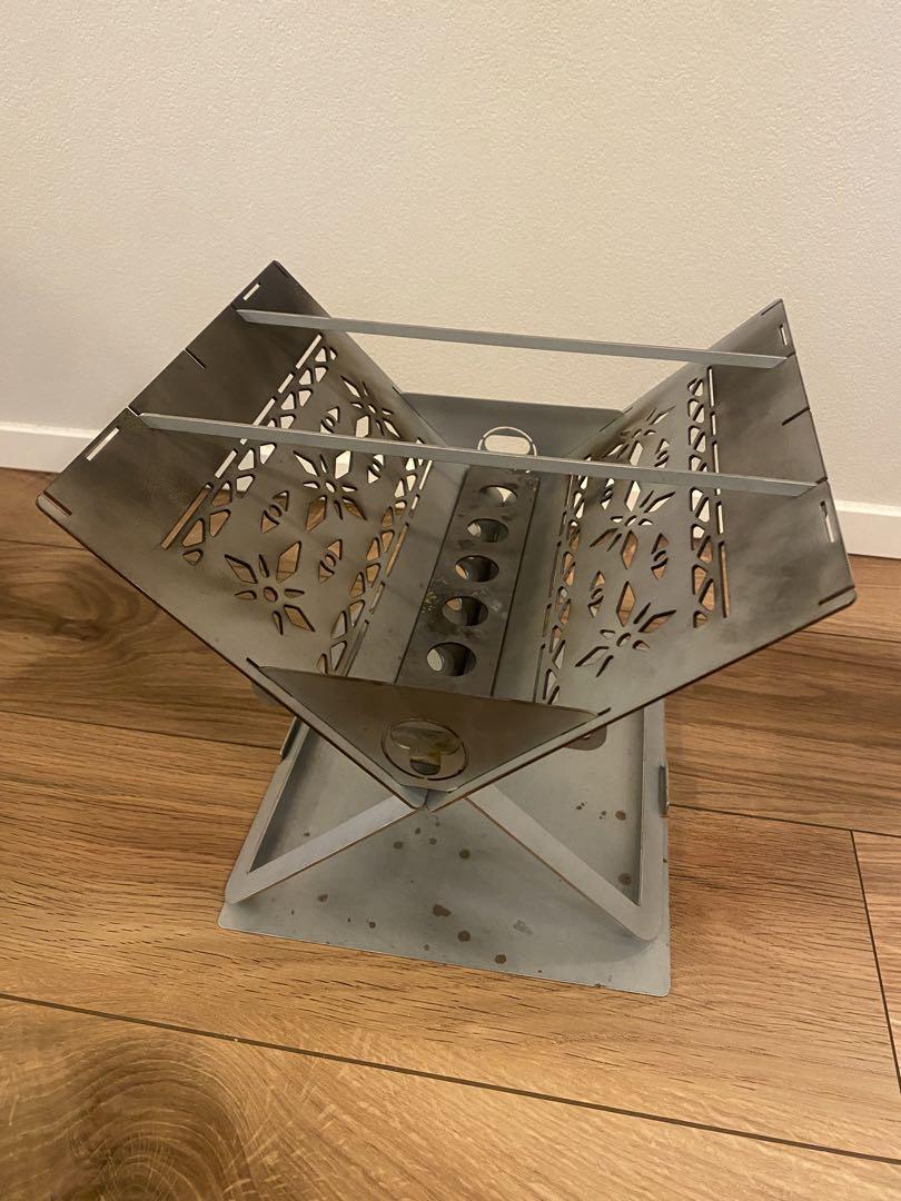 ピザ窯・燻製器・焚火台の3wayギア