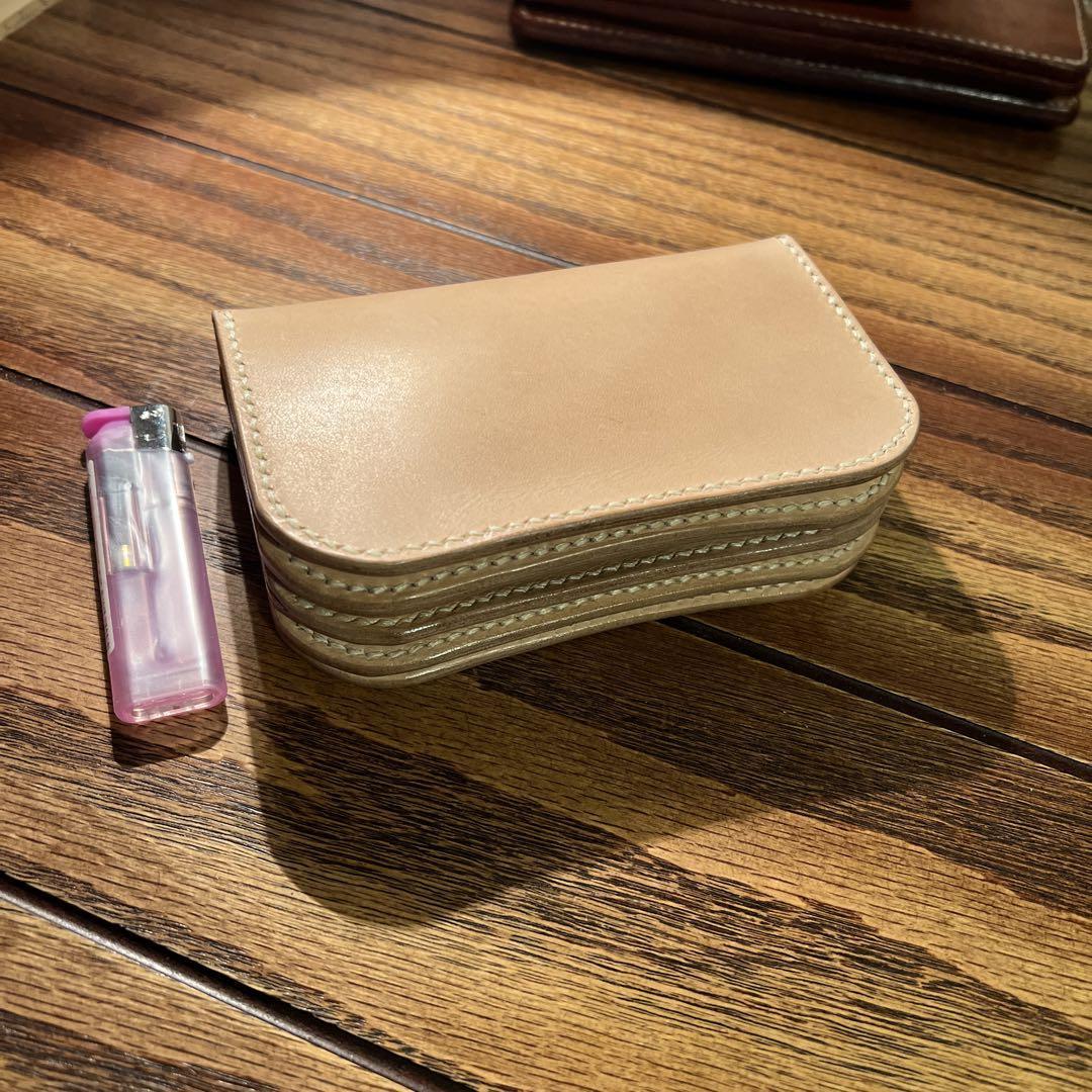 ミドルウォレット　グレージングヌメ革　折り財布　厚め