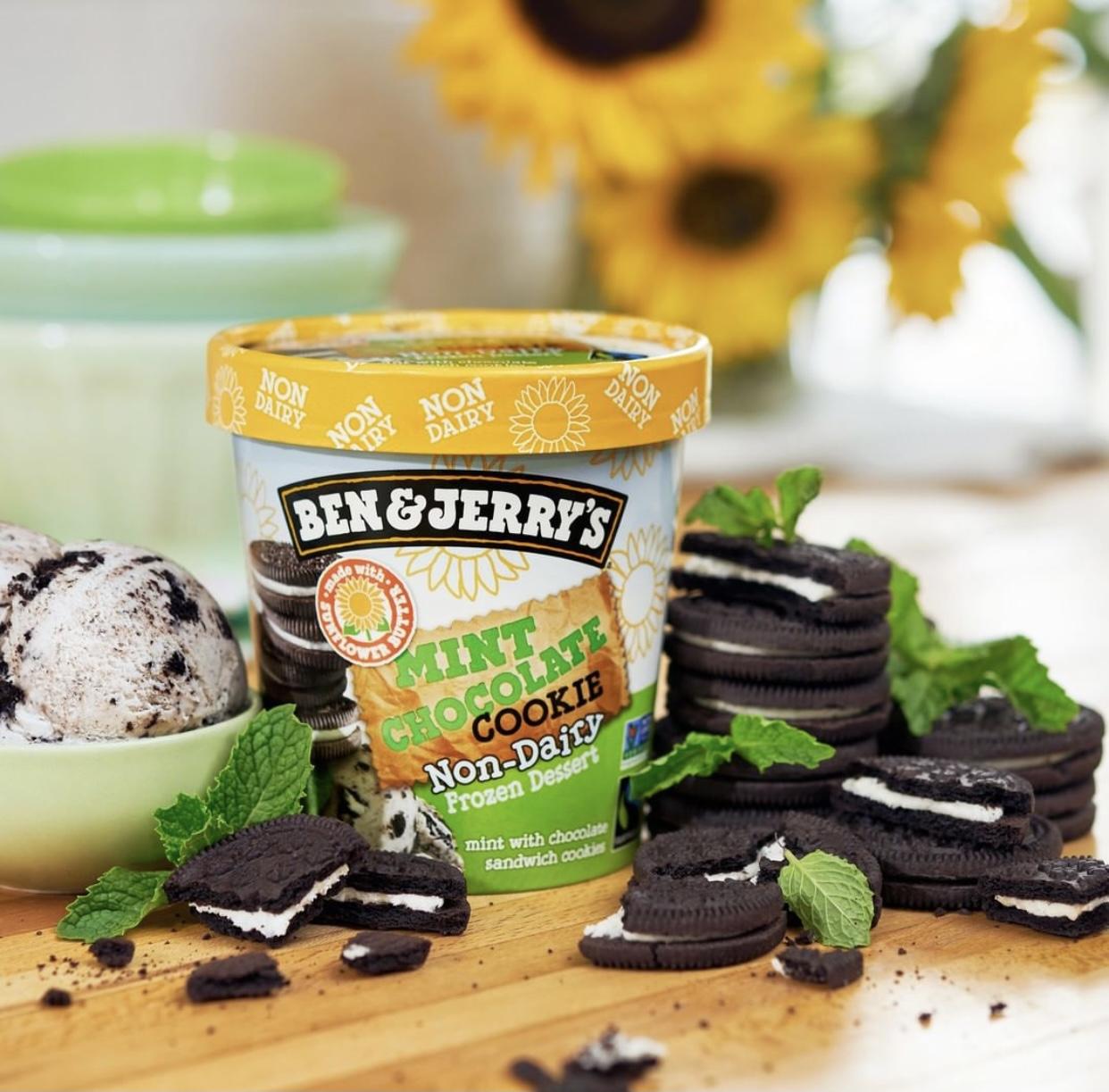 VegNews.BenandJerrysMintChocolateCookie