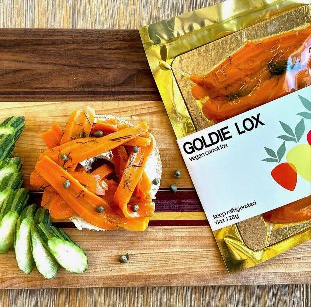 VegNews.GoldieLoxvegansalmon