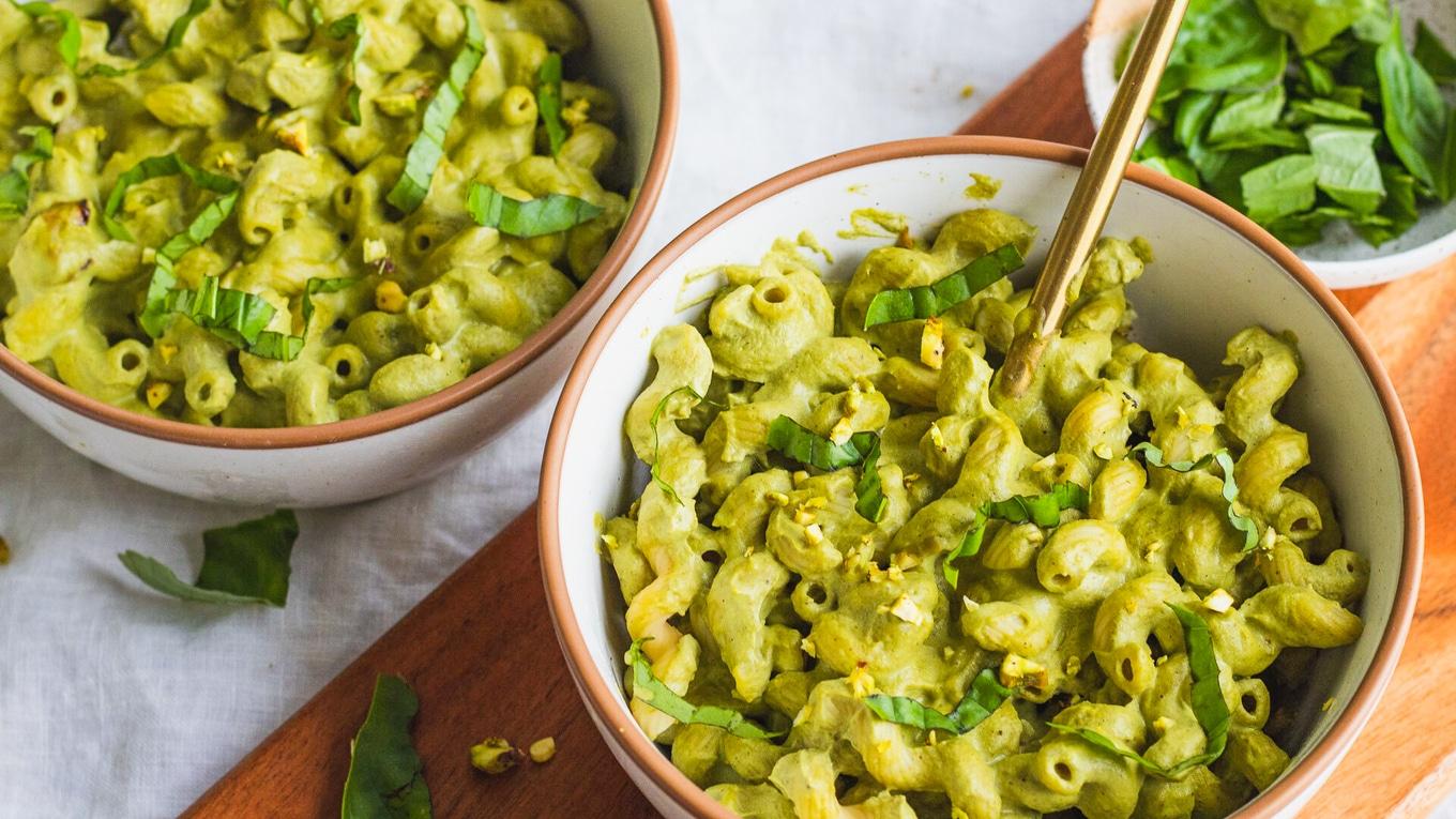 VegNews.CreamyPistachioPasta