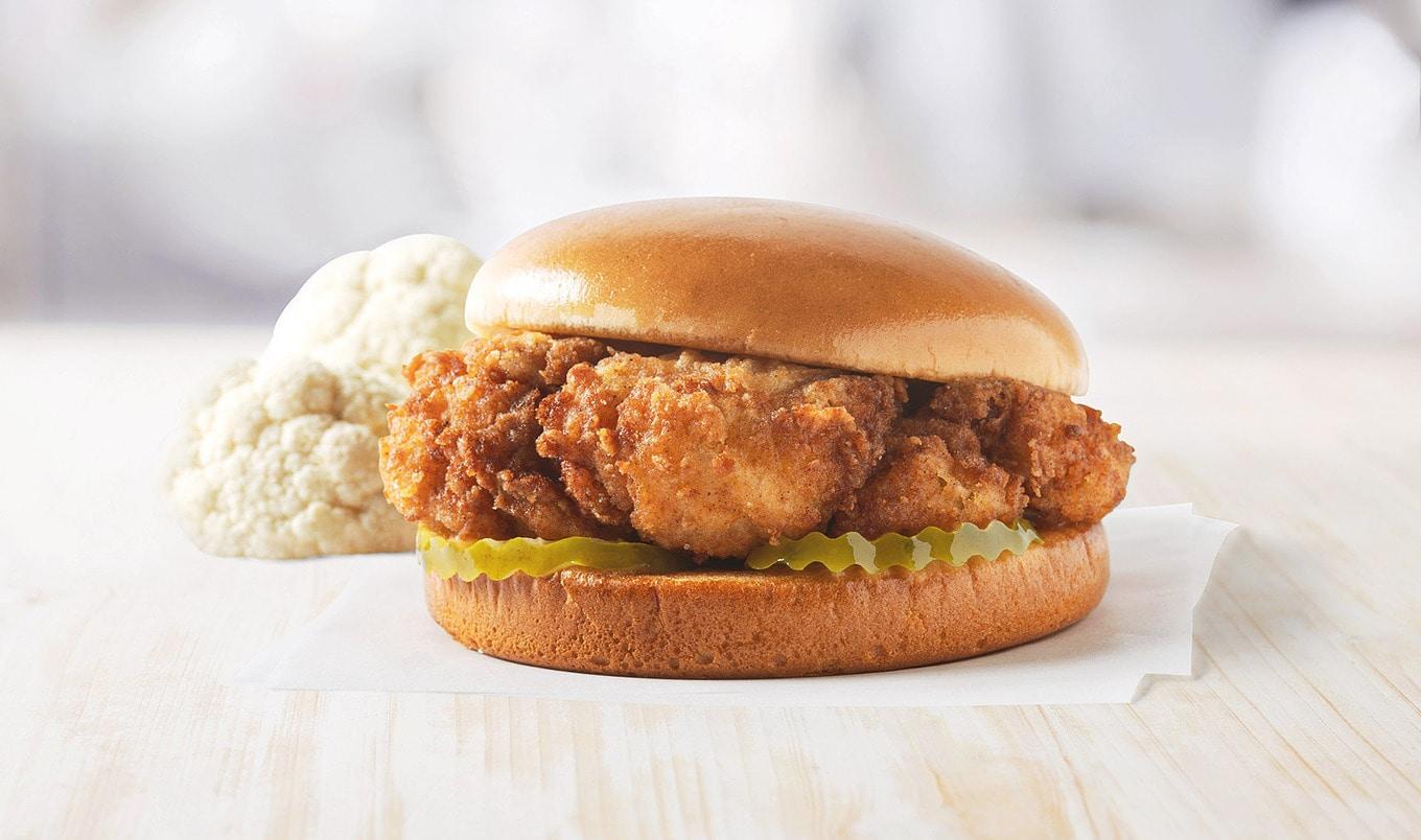 VegNews.Chick-Fil-A.CauliflowerSandwich