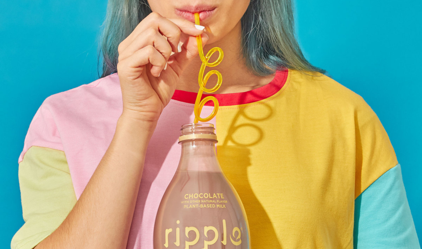 VegNews.DrinkingMilkStraw.Ripple