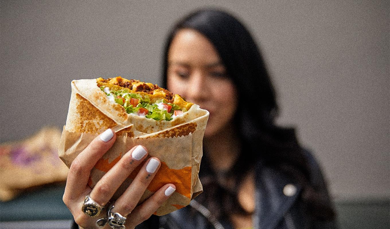 VegNews.VeganCrunchwrap3.TacoBell