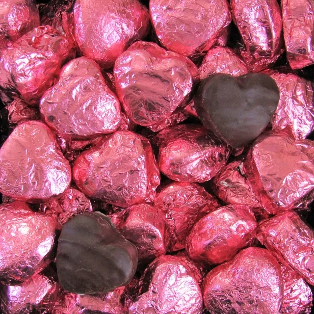 VegNews.raspberrycremechocolates.itsdelish