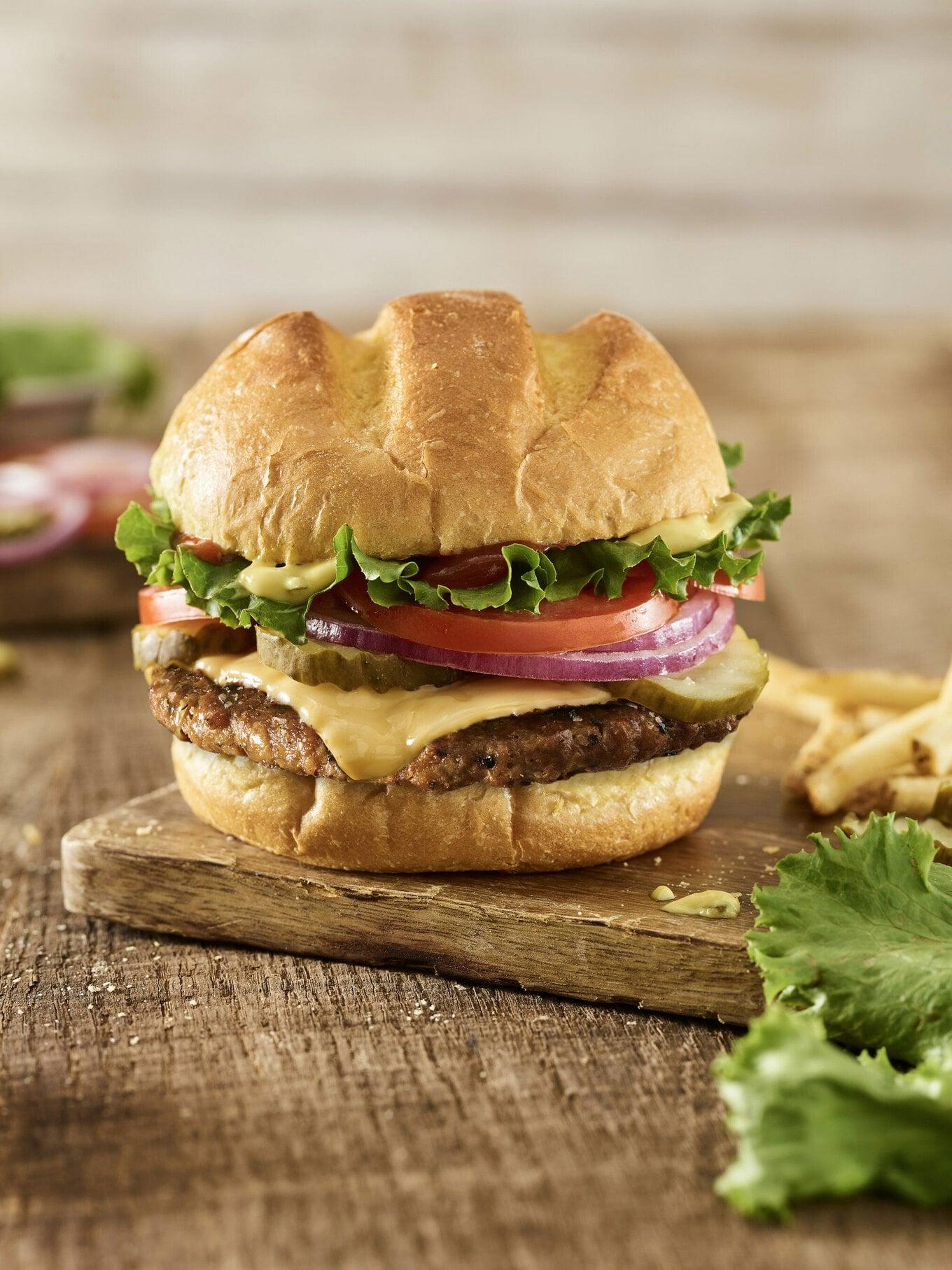 VegNews.JackfruitBurger2.Smashburger
