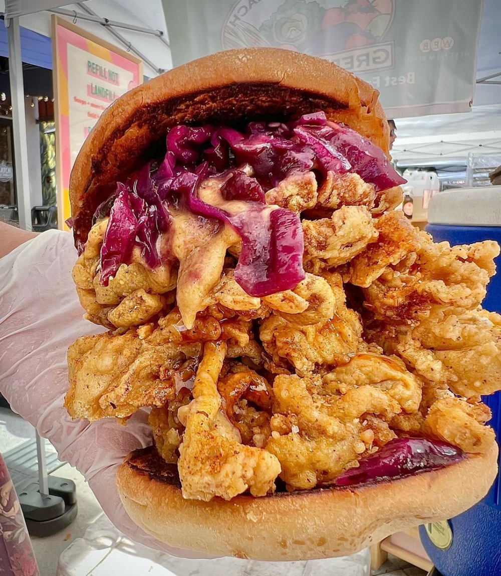 VegNews.SucculentStreetFood.ChickenSandwich