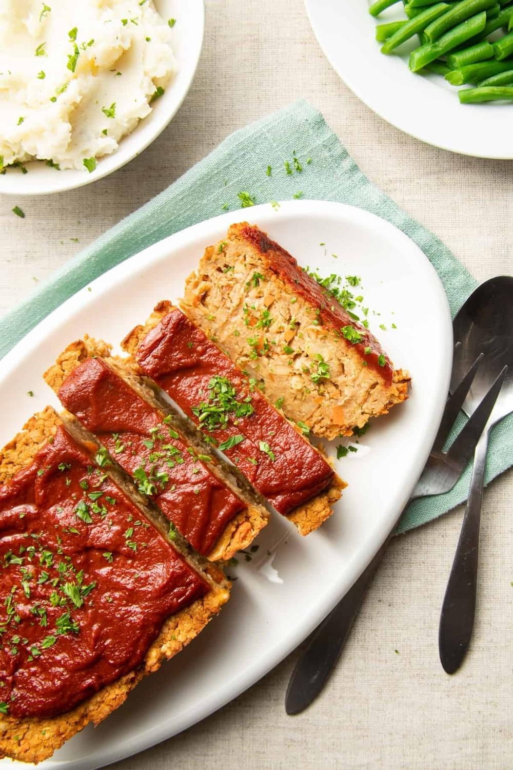 VegNews.veganmeatloaf.connoisseurusveg