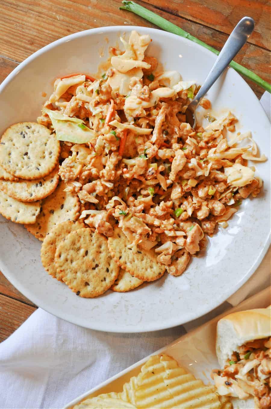 VegNews.veganhothoneysalad.rabbitandwolves