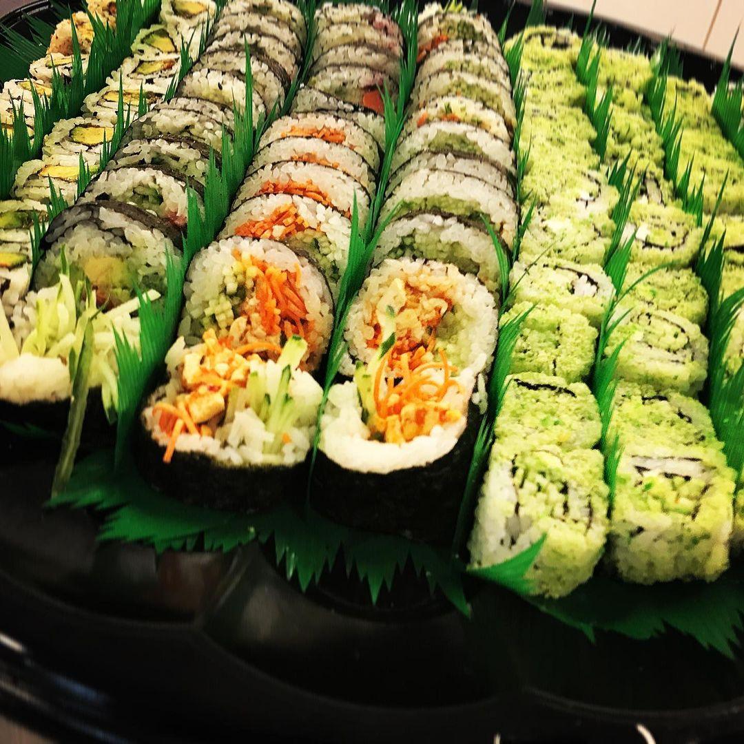 VegNews.vegansushi.stickyrice