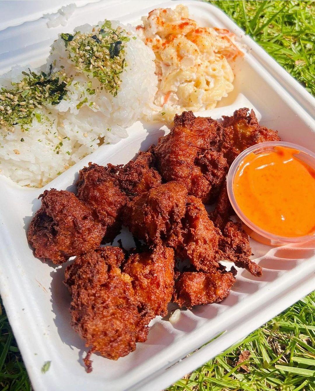 VegNews.veganfriedchicken.luckycatsu