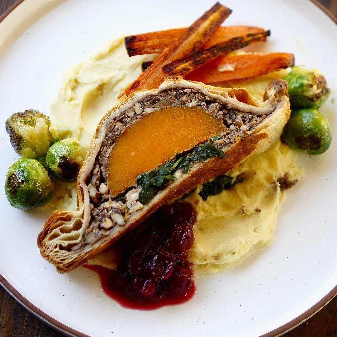 VegNews.veganchristmasdinner.followyourheart