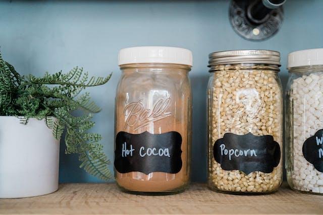 VegNews.emptyjars.pexels