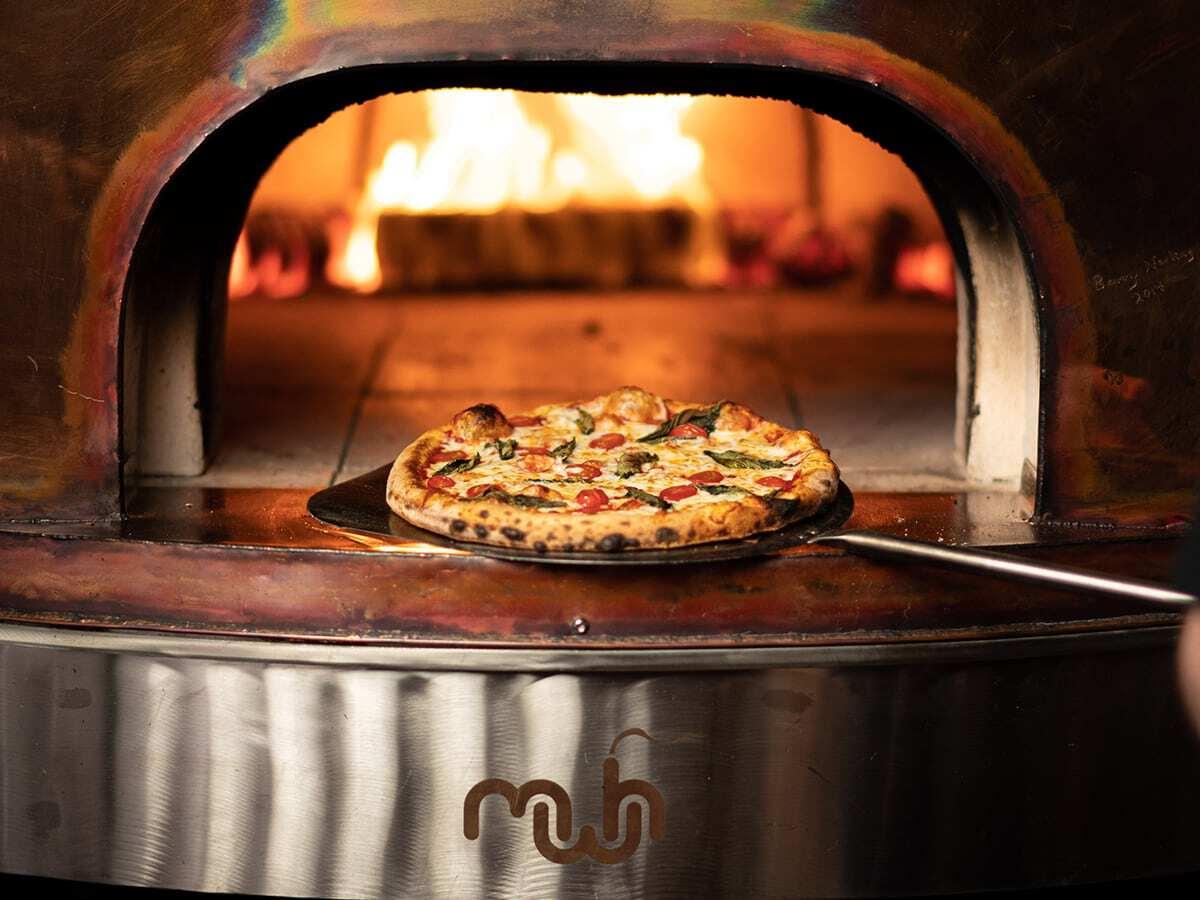 wood fired pizza high quality crust
