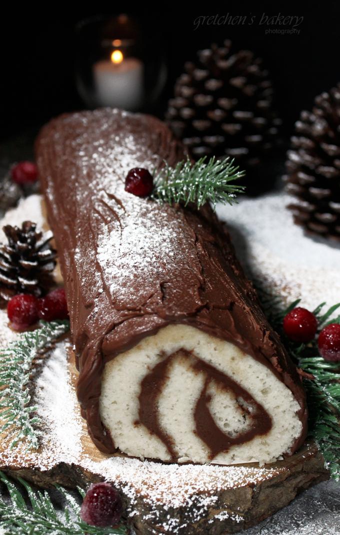 Easy Vegan Yule Log Cake