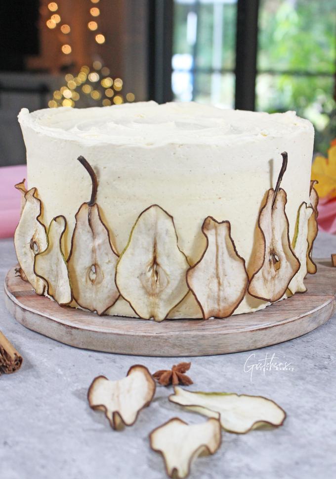 Caramelized Pear Chai Cake